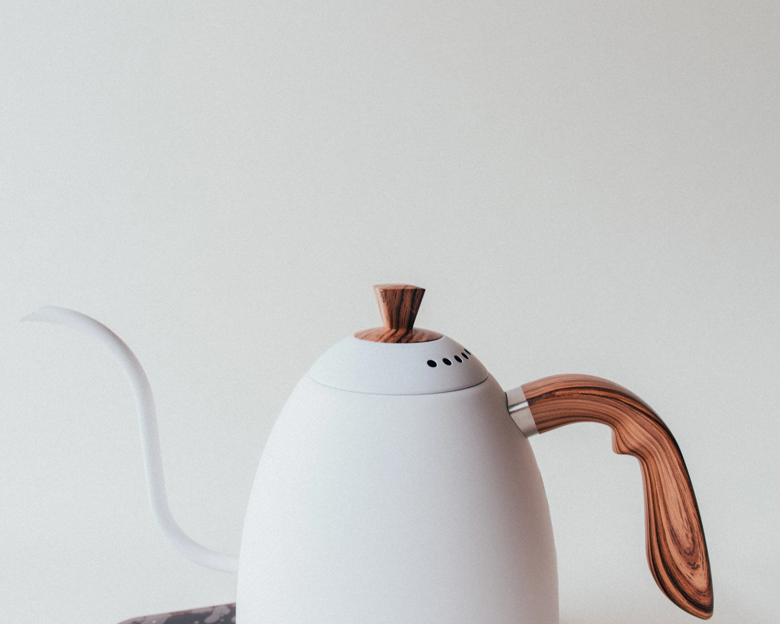 Brewista Artisan Variable Temperature Kettle — EILAND COFFEE ROASTERS